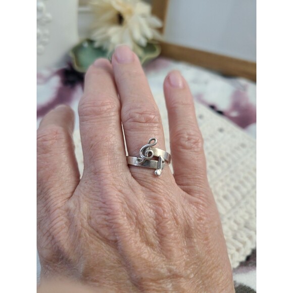 Sterling Silver Musical Note Ring Size 6 Treble Clef Band Handmade Music Jewelry - Picture 3 of 5